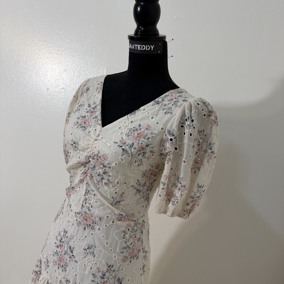 Floral Cream Dress with Pink Accents - Picture 8 of 10